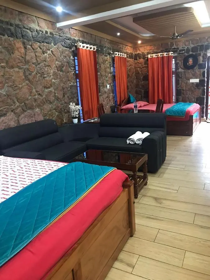 Vaga Copper Castle Apartment Vagamon Homestay