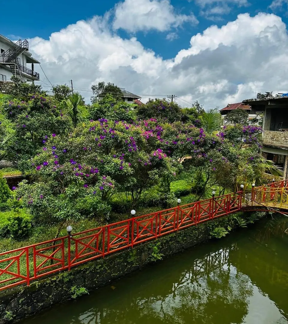 Vaga Copper Castle Apartment Vagamon Homestay